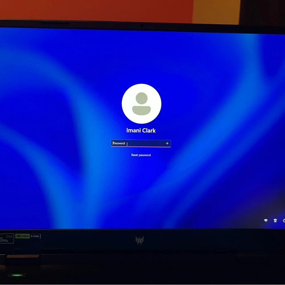 Gaming Laptop - Acer Predator Helios Neo 16 - Picture 3 of 7